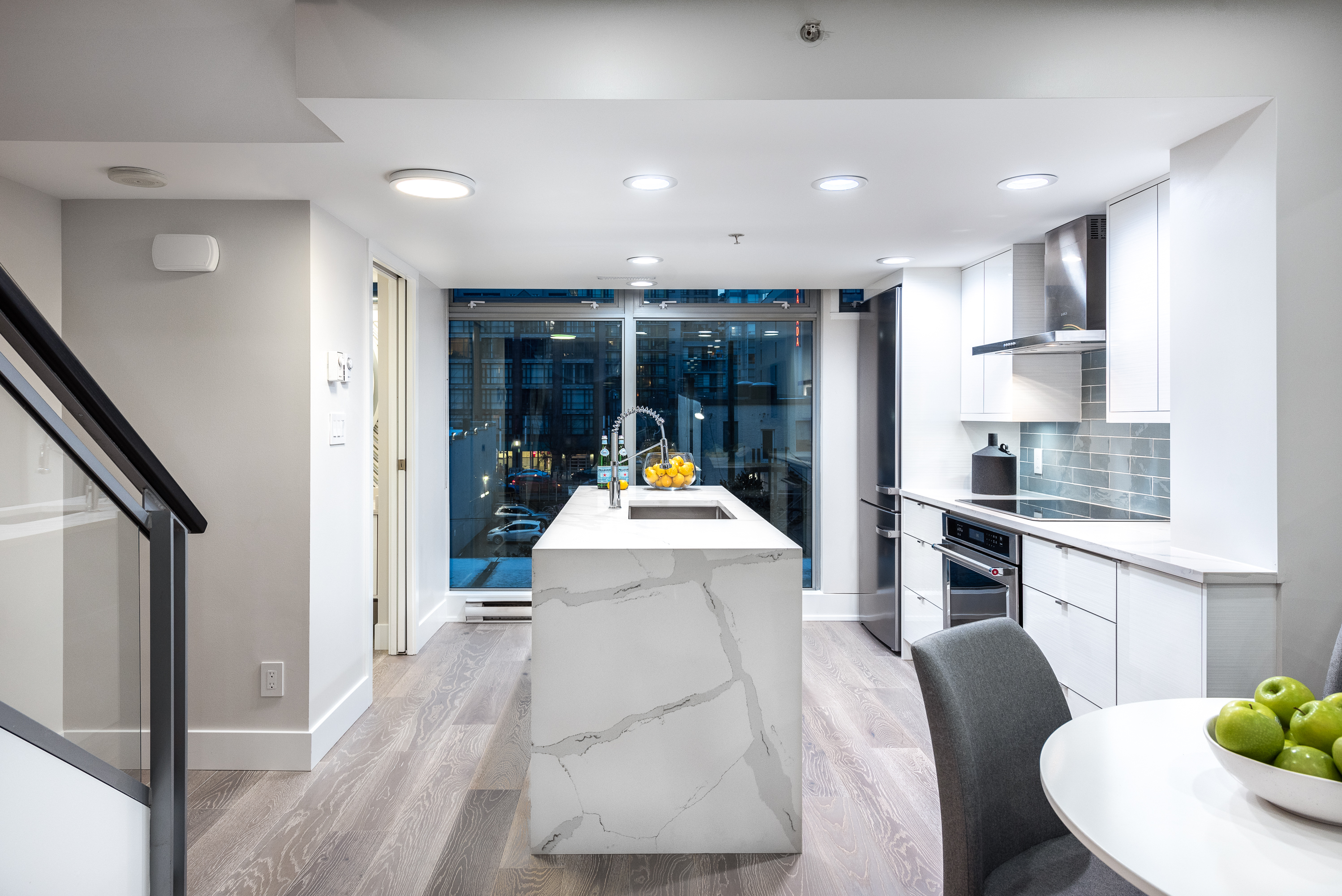 kitchen - downtown vancouver home renovation - home renovations vancouver - flipside homes
