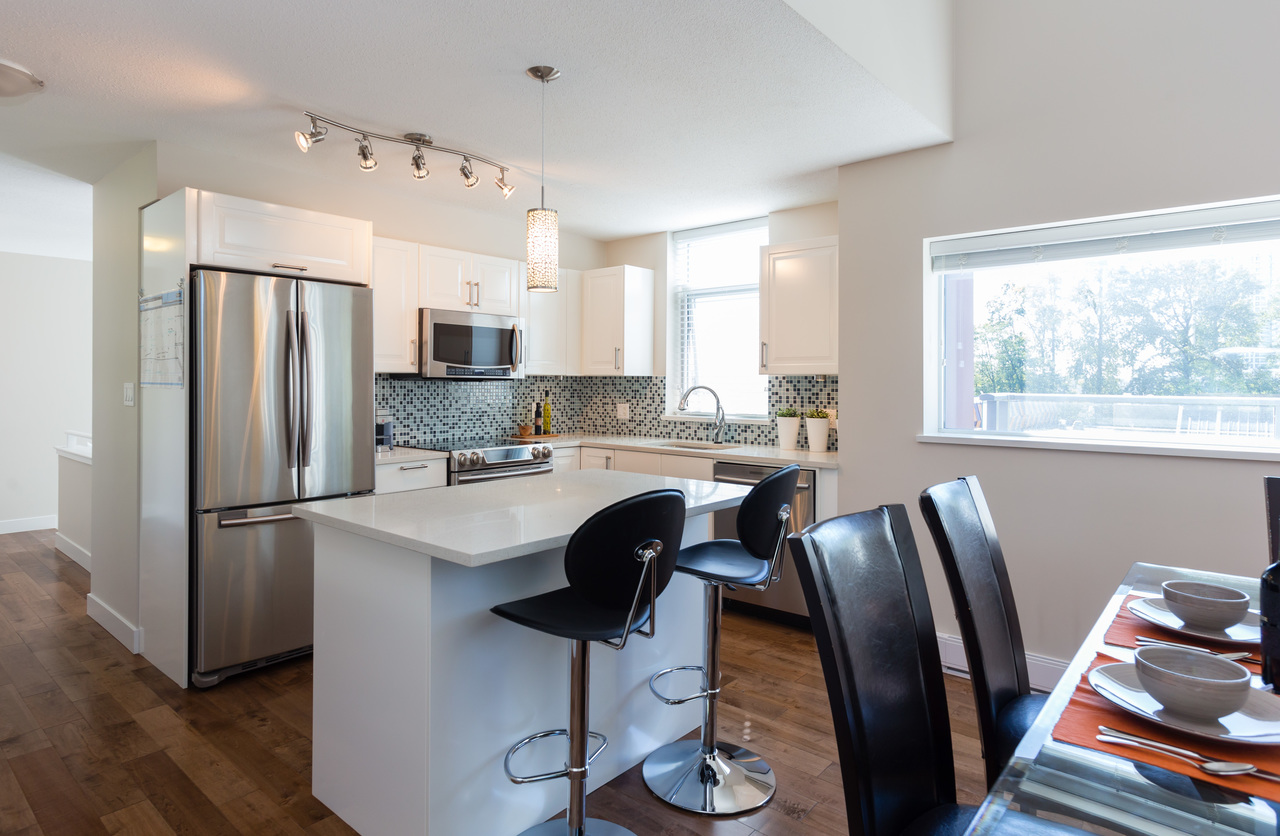 kitchen after home renovation brentwood - home renovations vancouver - flipside homes