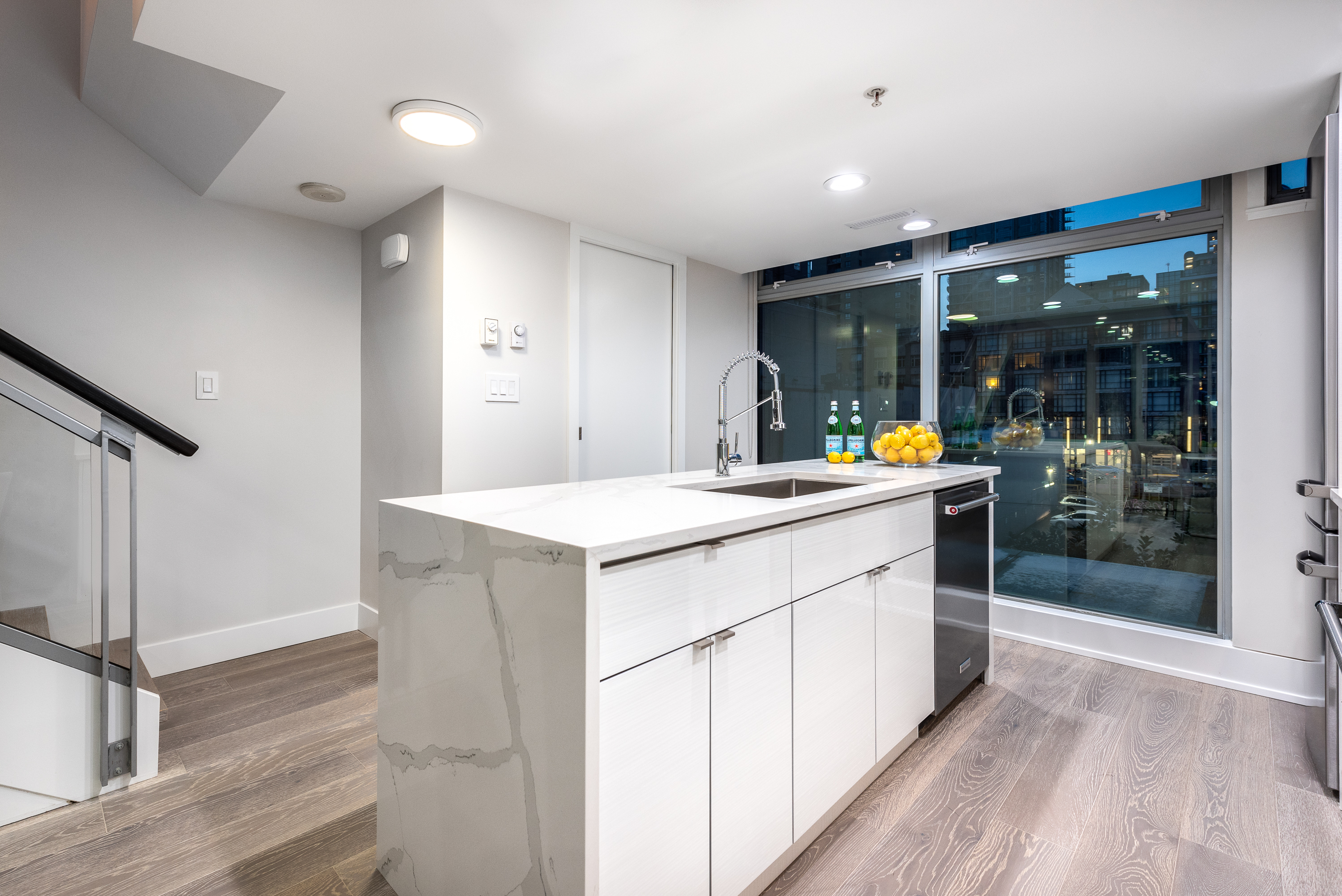 kitchen island - downtown vancouver home renovation - home renovations vancouver - flipside homes